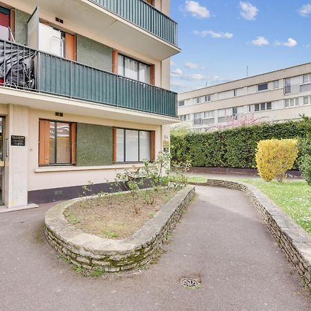 Apartamento Budget Apart With Balcony Near Paris Bondy Exterior foto