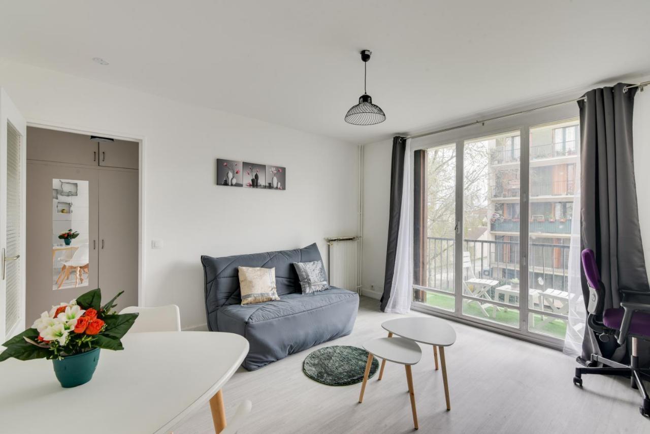 Apartamento Budget Apart With Balcony Near Paris Bondy Exterior foto